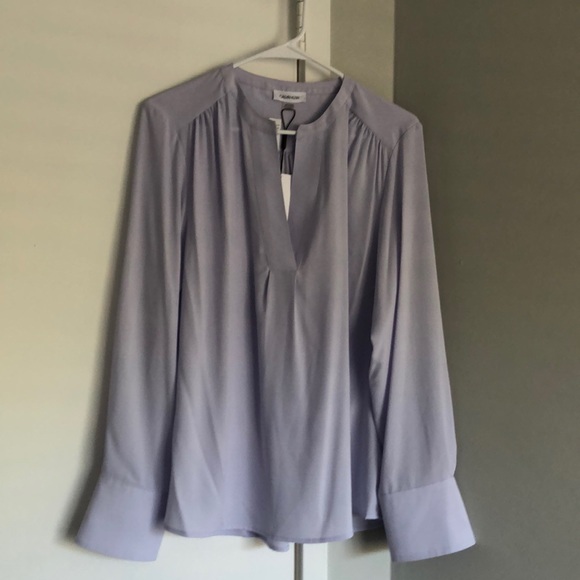 Calvin Klein Tops - Pretty blouse